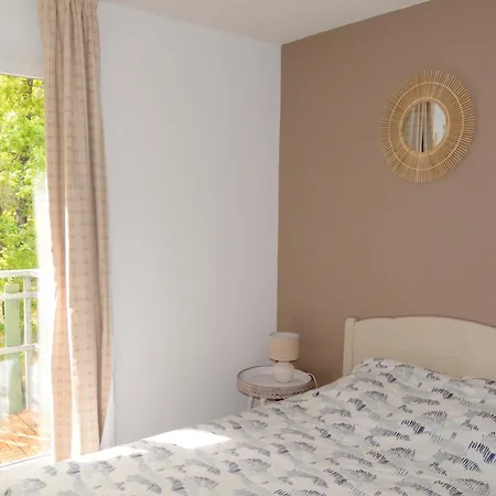 Holiday home Maison Avec 3 Et Piscine Proche De La Soulac-sur-Mer