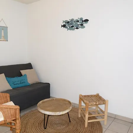 Prázdninový dům Maison Avec 3 Et Piscine Proche De La