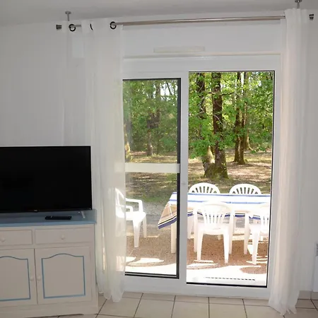 Holiday home Maison Avec 3 Et Piscine Proche De La *